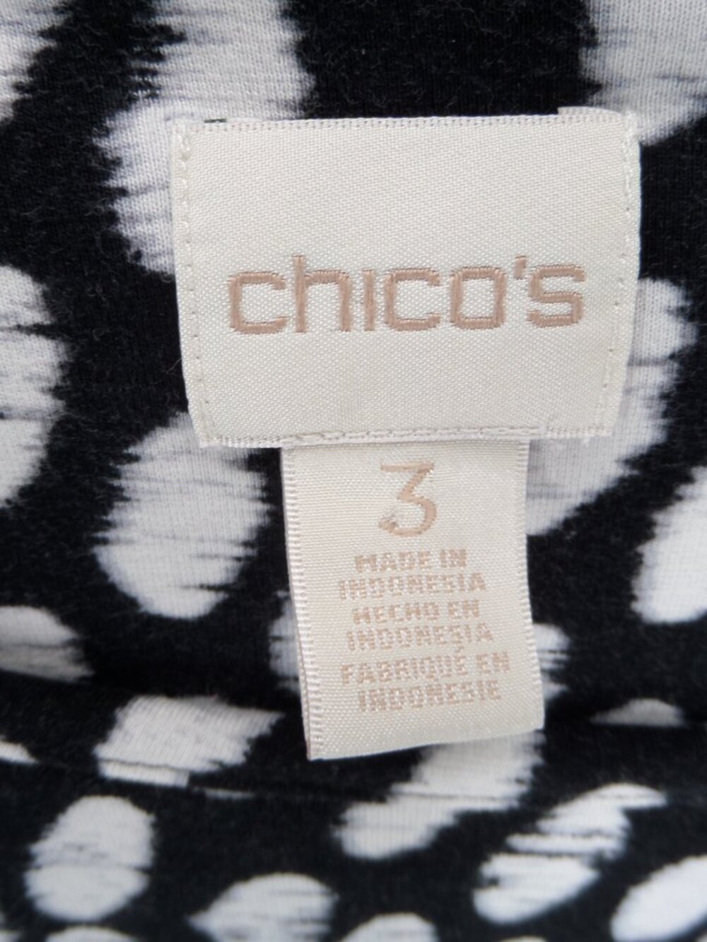 Chico's  Women's 3/4 Sleeve Black n White  Dots Print  Top  Size 3 US XL - Picture 5 of 7